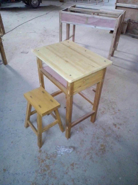 課桌椅系列